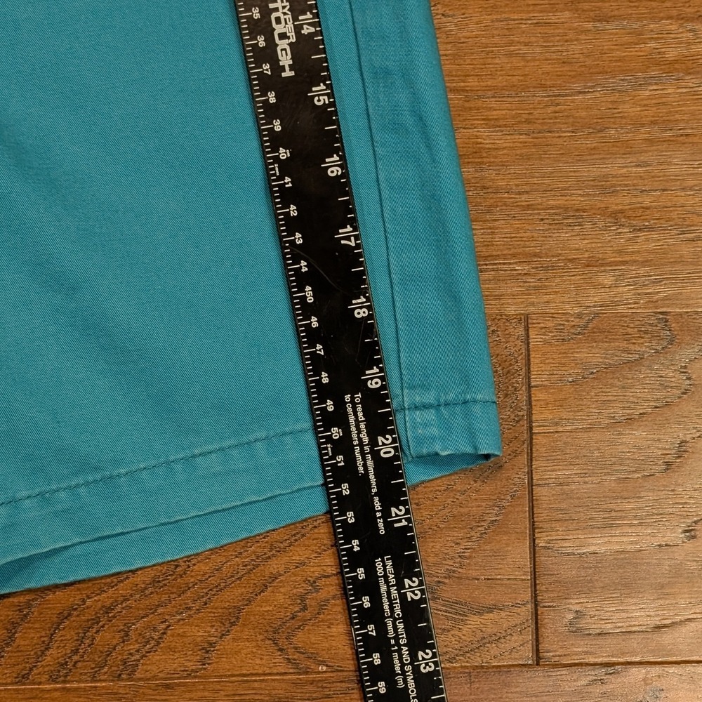Modern Amusement Parker Solid 31x10 Turquoise Blue Mens Chino Shorts New NWT - Picture 4 of 8